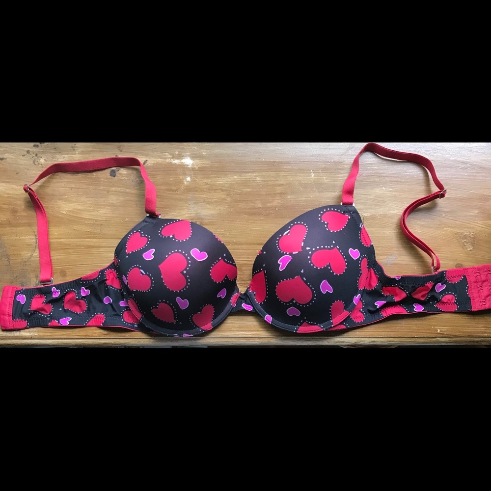 Fredericks of Hollywood Bra.